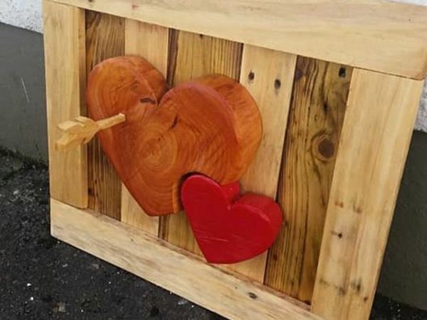Rustic Hearts Wood Art Wall Display