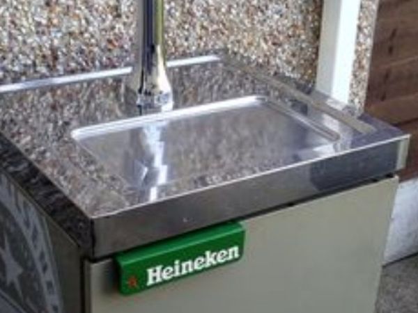 Kegerator Heineken beer cooler stand alone unit