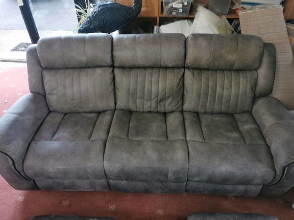 Grey 3 piece sweet as new & Cream Couch