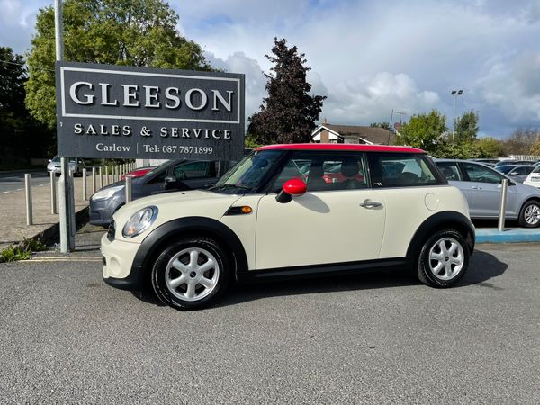 2014 Mini One - White with Red Roof