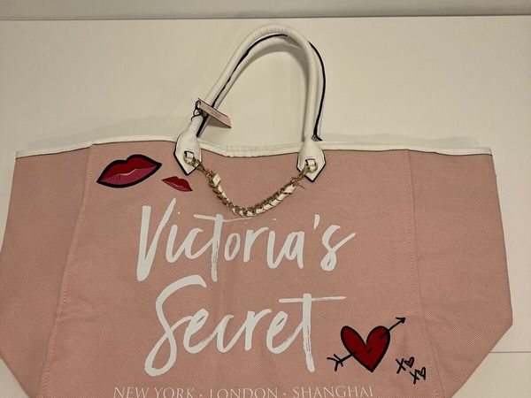 Brand new Victoria secret tote