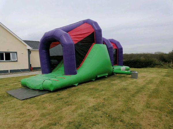 Airquee assault course