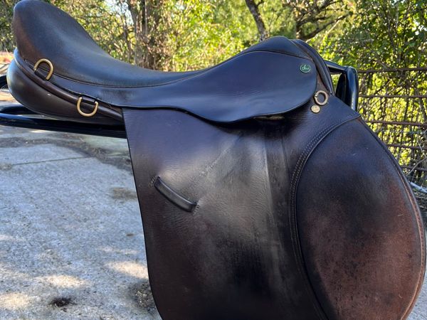17.5 inch gp saddle