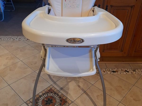 Highchair and bouncer chair