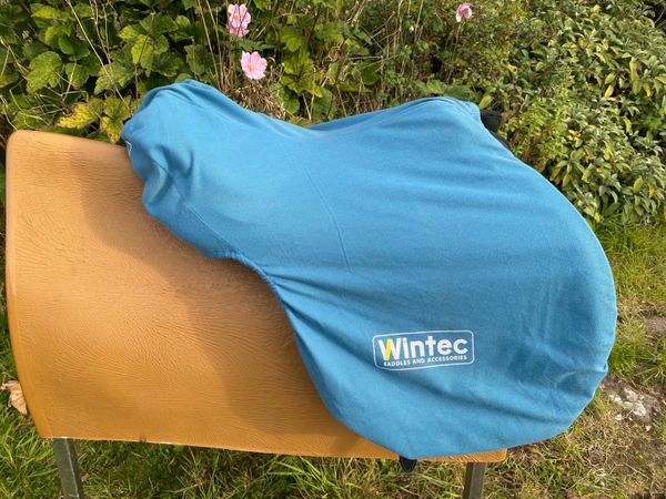Wintec pro jumping saddle 17” adjustable