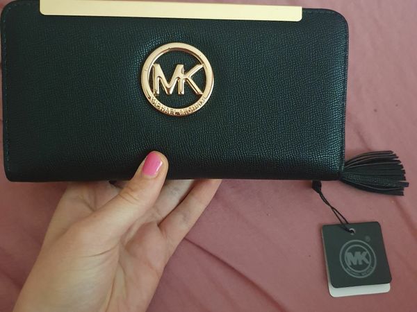 Michael Kors (new with tag)
