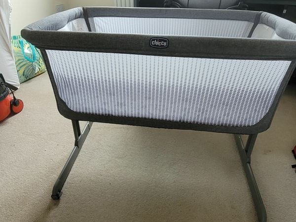Chicco Next to me. 3 in 1 Bedside crib
