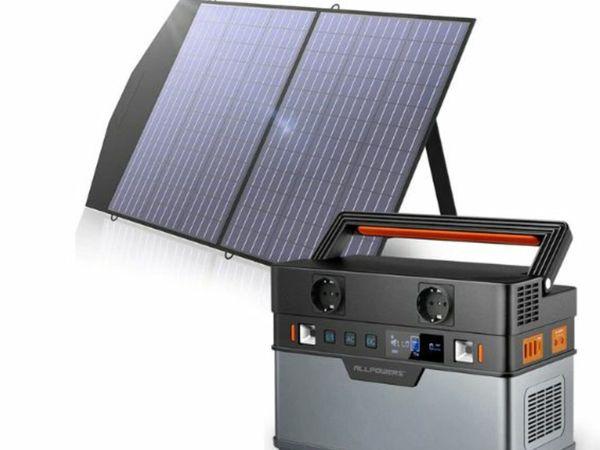 700W Portable Power Station 606Wh / 164000mAh Solar Generator With 100W Foldable Solar Panel MC-4 Anderson For Camping