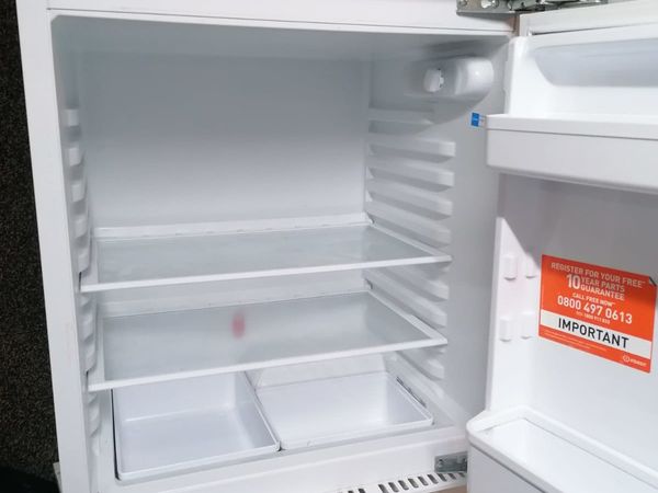 Indesit Integrated fridge