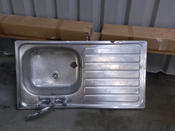 We have all types of kitchen sinks