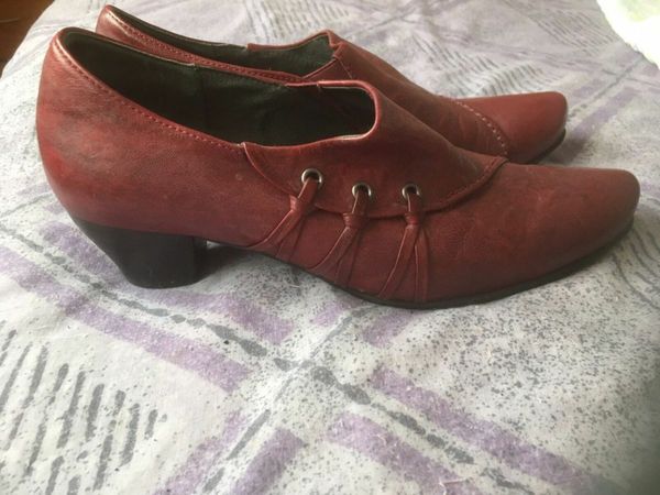 NEW GABOR LEATHER BURGUNDY SHOES, Size 7.5