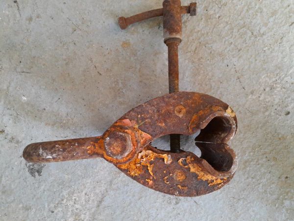 Old vintage clamp