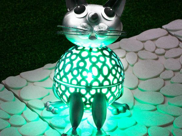 Changing LED Garden Metal Scroll Solar Light - Ornament Decoration Patio Light (Cat)