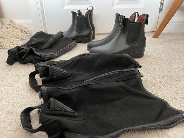 2 pairs of size 12 1/2 jnr boots and chaps