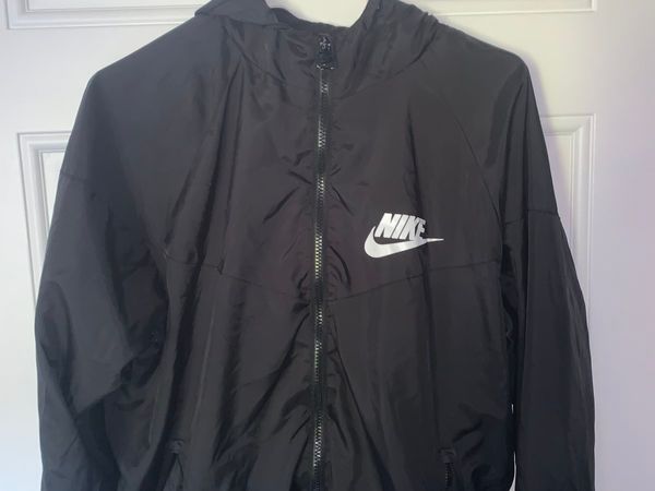 Nike windbreaker jacket