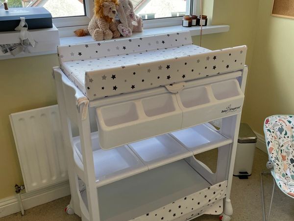 Baby Elegance Changing Table and Bath Unit