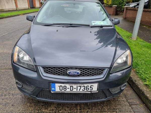 Lovely Ford focus MONTH END SALE