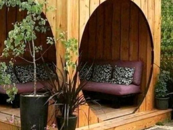 Covered seating pod