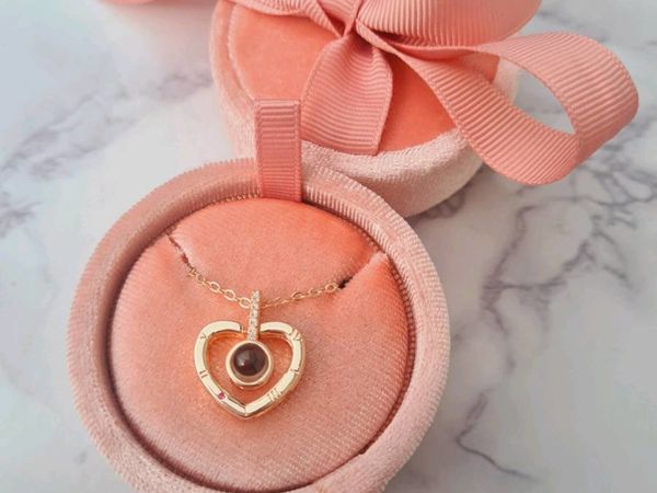 I love you projection necklace rose gold