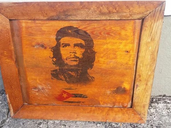 Rustic Che Guevara Framed Wood Print / Art