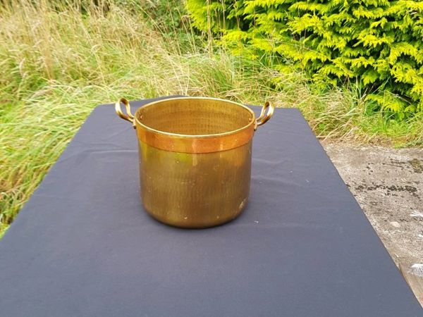 Full brass pot