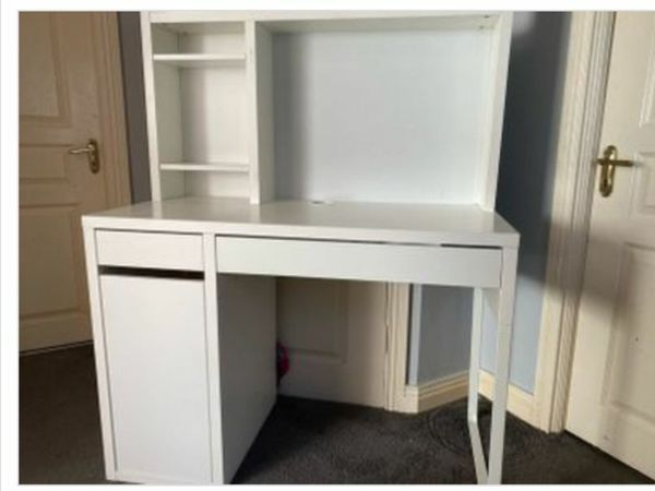 Micke Ikea desk with Top shelves and drawers