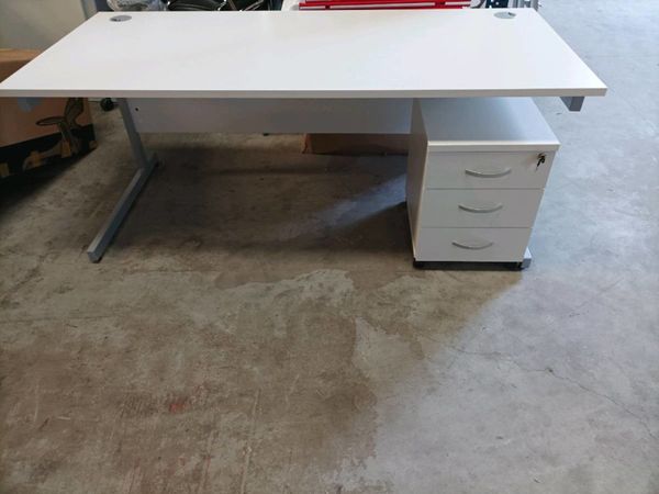 1800 white cantilever desk and ped