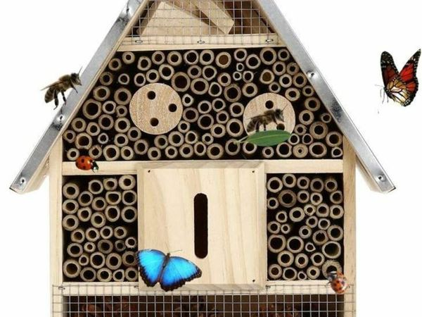 Insect Hotel - 28x9.5x40cm Eco-Friendly Bug House