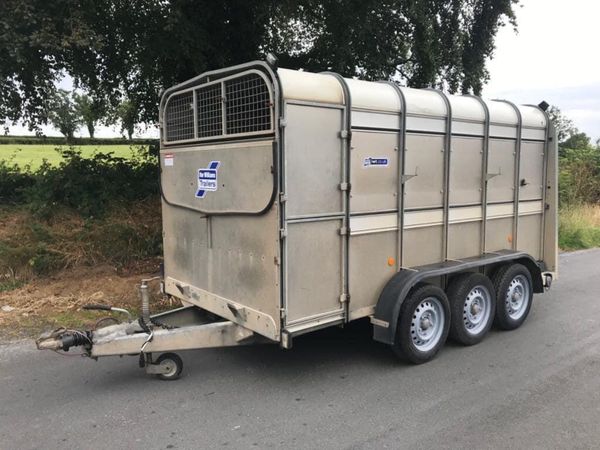 Ifor Williams cattle trailer 12x5’10