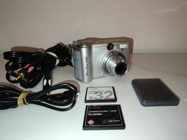 Canon PowerShot A95 5MP Compact Digital Camera 7.8-23.4mm 1:2.8-4.9 + 2X CF cards-used