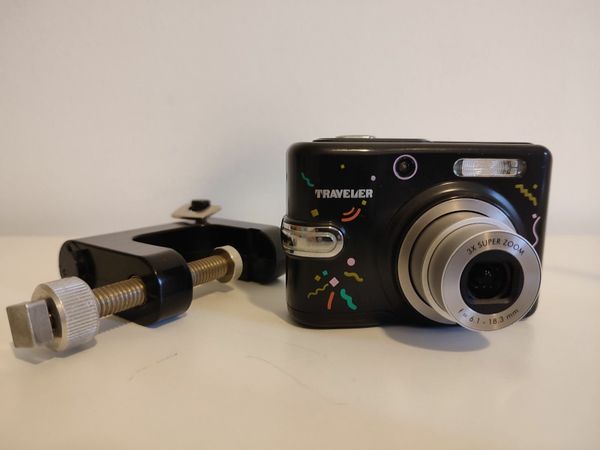 DIGITAL CAMERA TRAVELER HS9 WITH CAMERA CLAMP MADE IN GERMANY