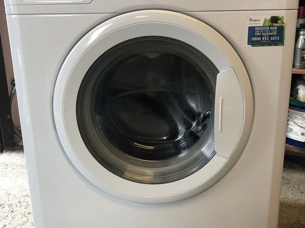Whirlpool washing machine 7kg 1200 spin
