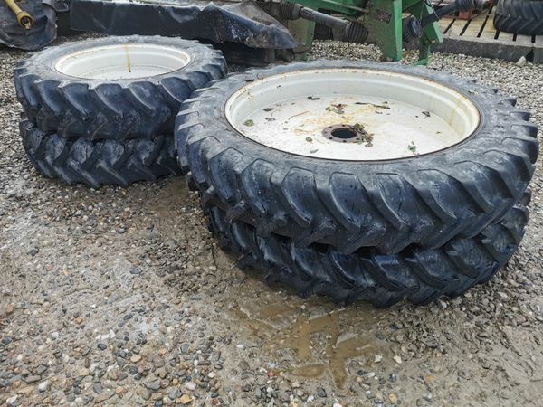 13.6x48 and 12.4x32 new holland row crop wheels