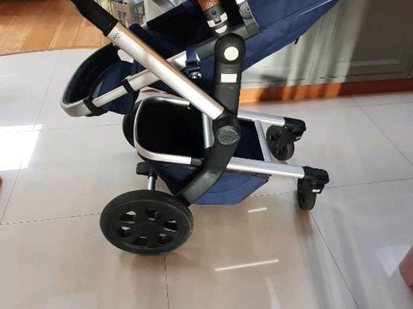 Joules day 3 travel system