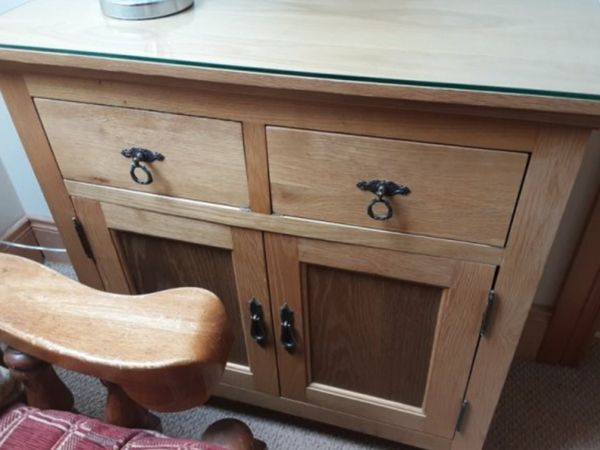 Beautiful Oak Cabinet/Sideboard with Free Lamp