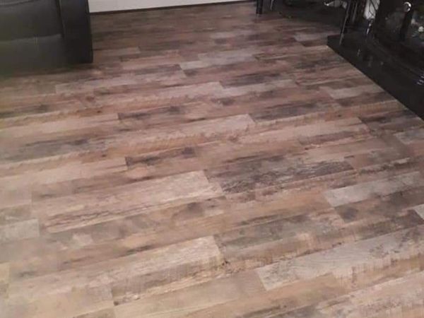 CARPET AND WOOD FLOORING FITTING