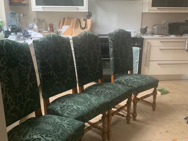 FreeDining chairs