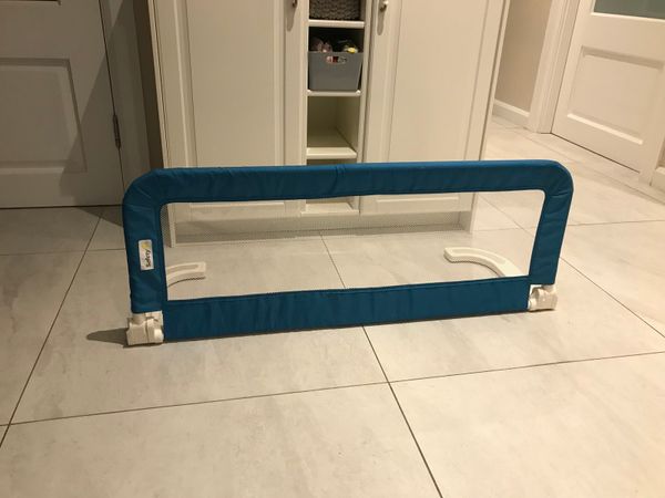 Toddlers bed rail