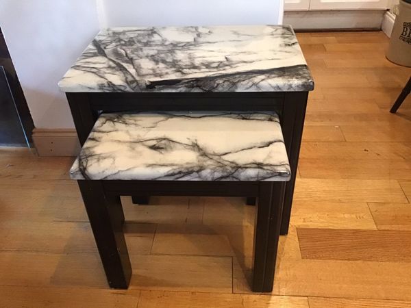 Stunning Set of Faux Marble Nest of Tables