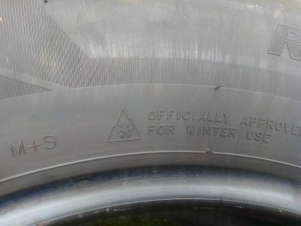 4 Winter Tyres 215/65/16 pw