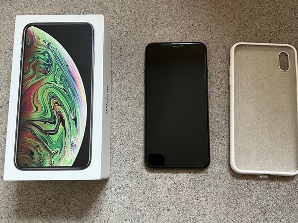iPhone XS Max (256GB) Unlocked to all networks