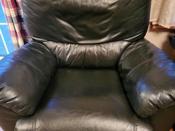 Black leather Recliners 3+1+1