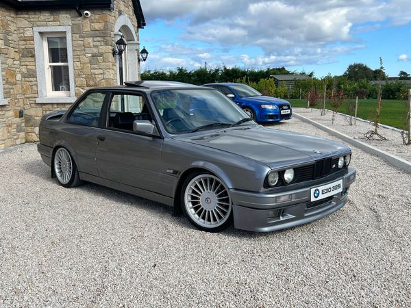 1991 BMW E30 325i SPORT