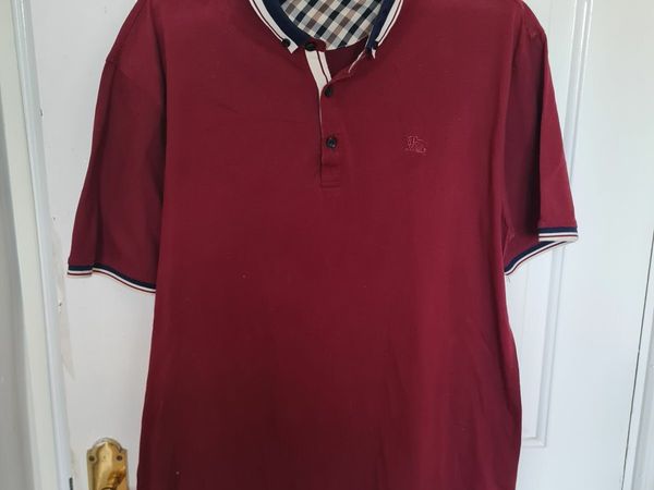 Burberry polo Shirt medium