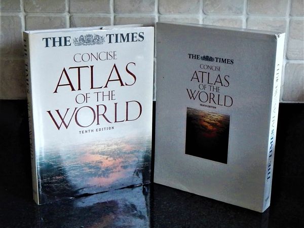 Large volume of The Times Atlas of the World 10th edition 2006, in sleeve