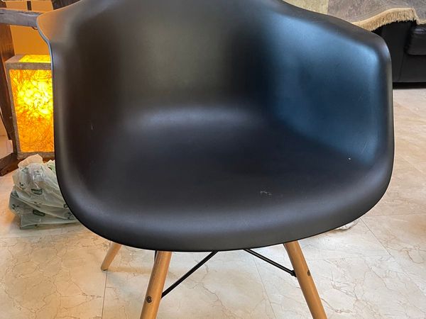 High Quality Black Occasional Chair - Can Deliver