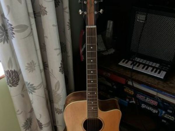 Semi-Acoustic Guitar Tanglewood Nashville IV