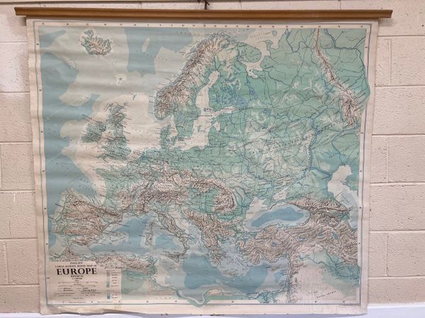 1.4m x 1.6m Vintage Philips' XL Map of Europe 1977