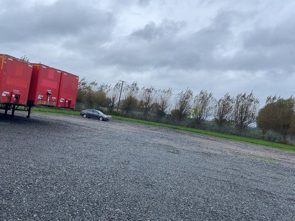 Lorry and trailer parking