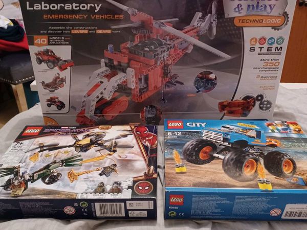 Lego and Technic sets
